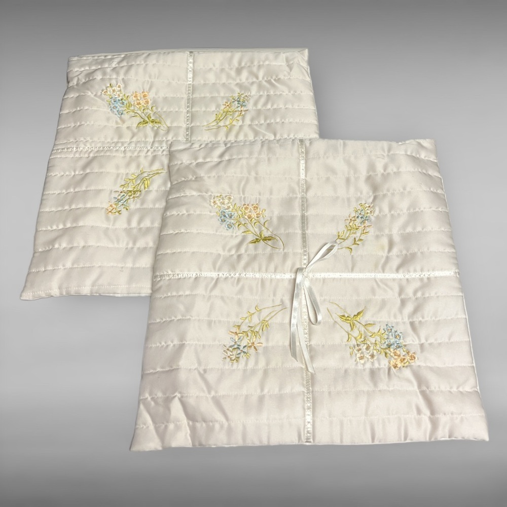 Vintage Set Of 2 Cushion Cover Floral Spring Summer Flower Embroidery 16 x 16